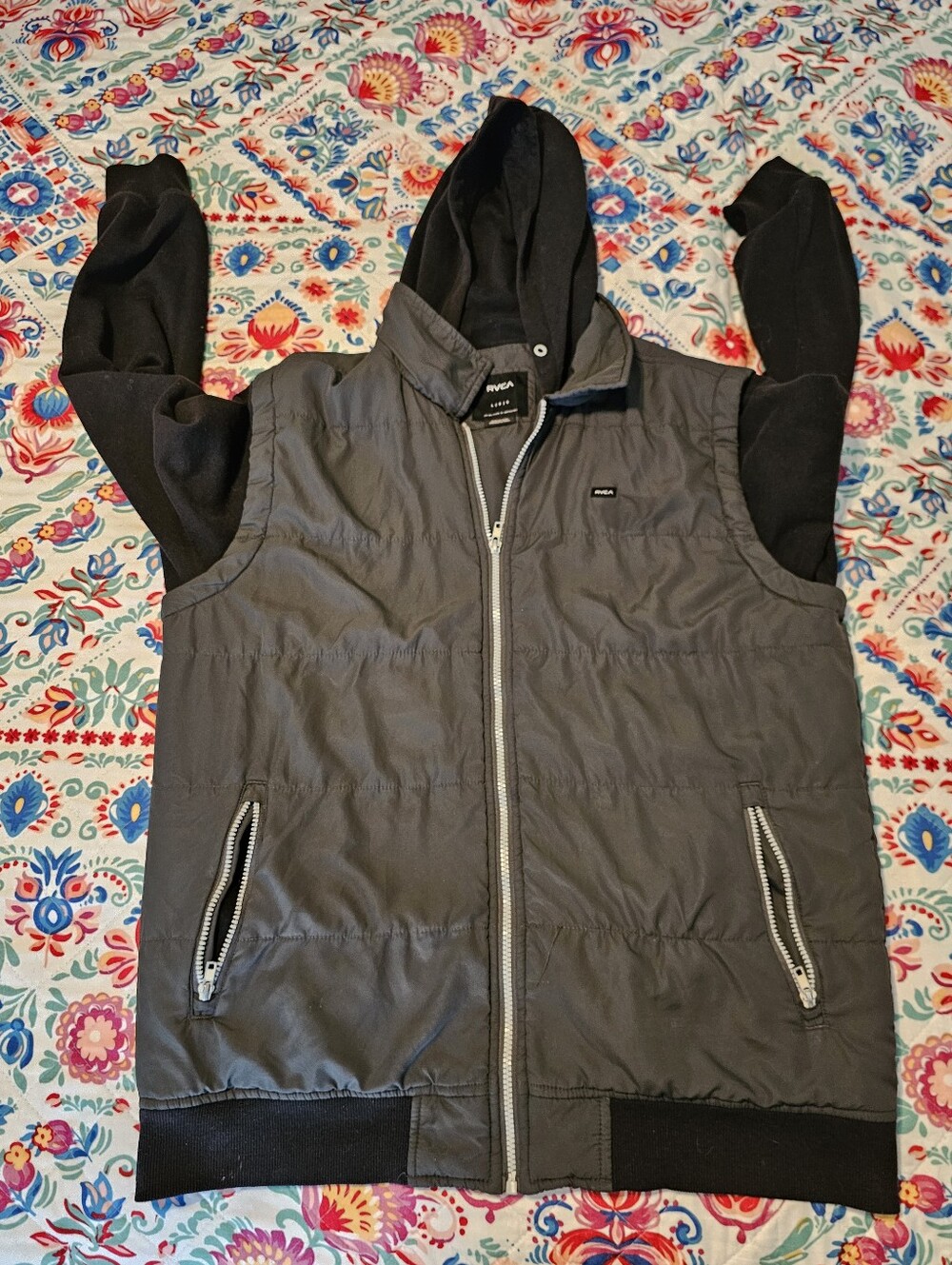 RVCA Mens Large Dark Grey Black  Layered Hooded Jacket Vest Full Zip Euc